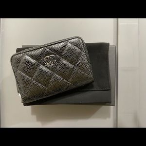 CHANEL Classic Zipped Coin Purse